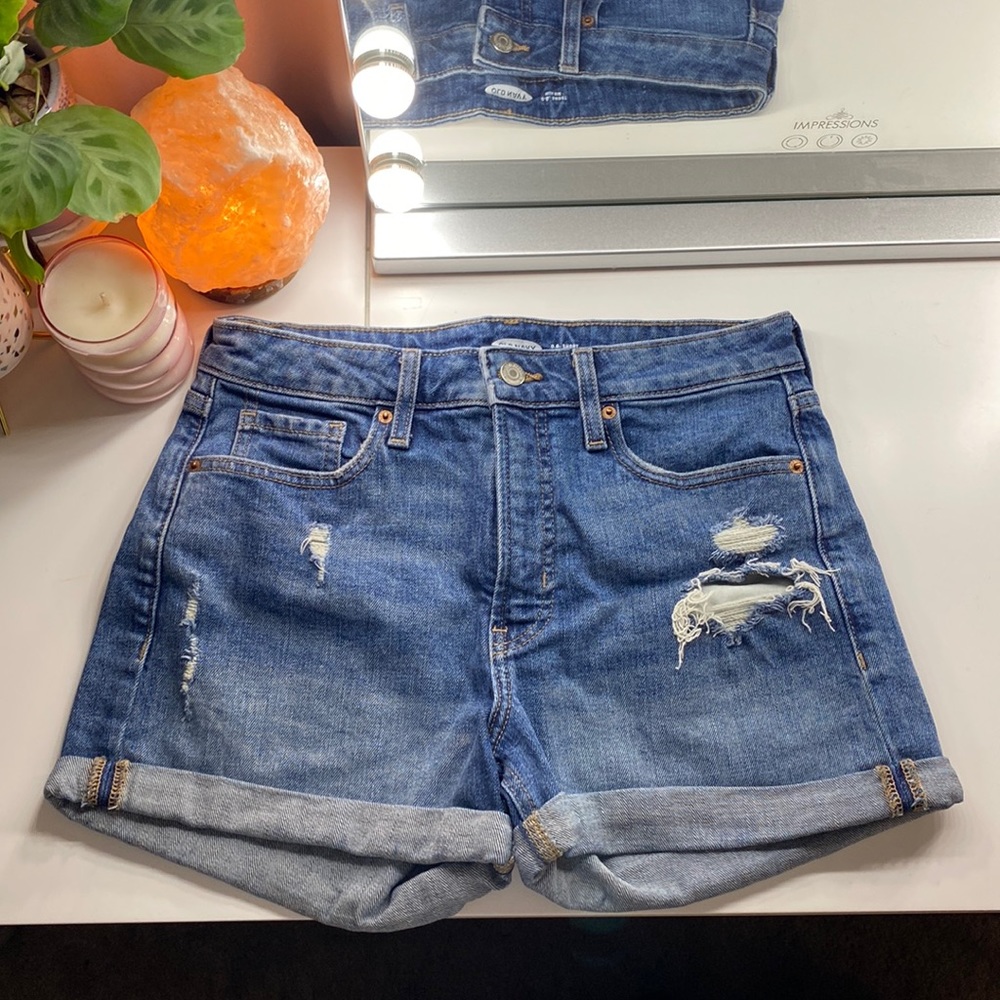 Women’s Old Navy Jean Shorts - Size 8